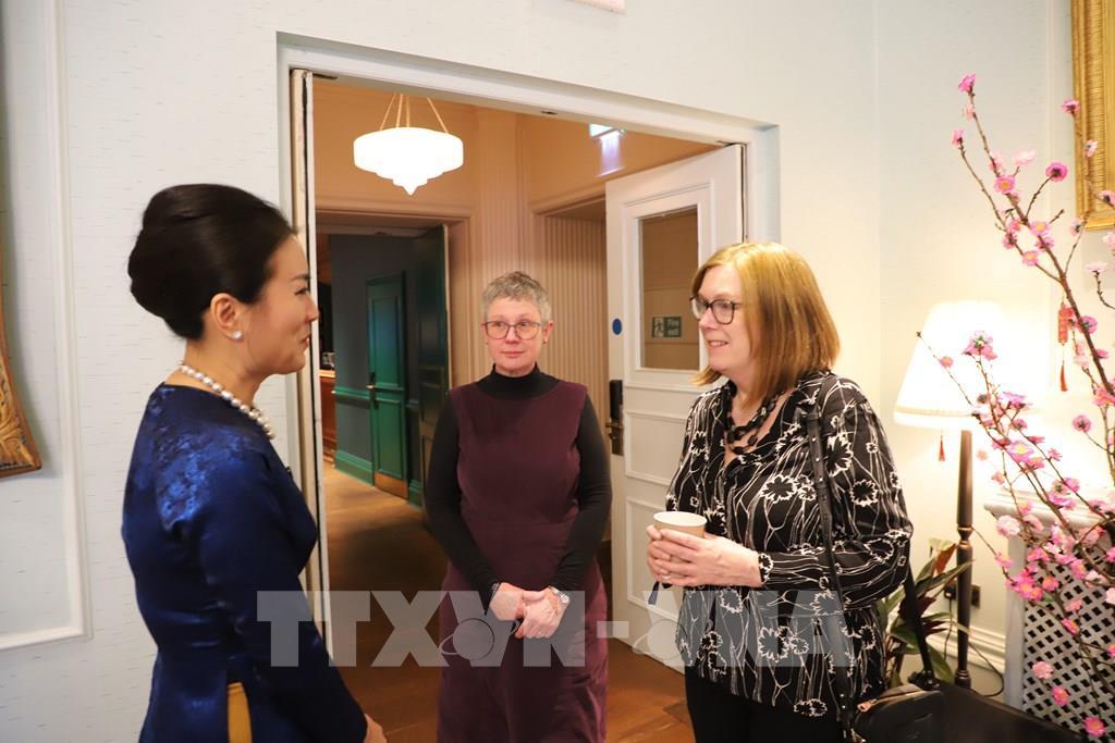 thuc-day-hop-tac-nghien-cuu-khoa-hoc-va-dao-tao-y-khoa-giua-viet-nam-va-anh