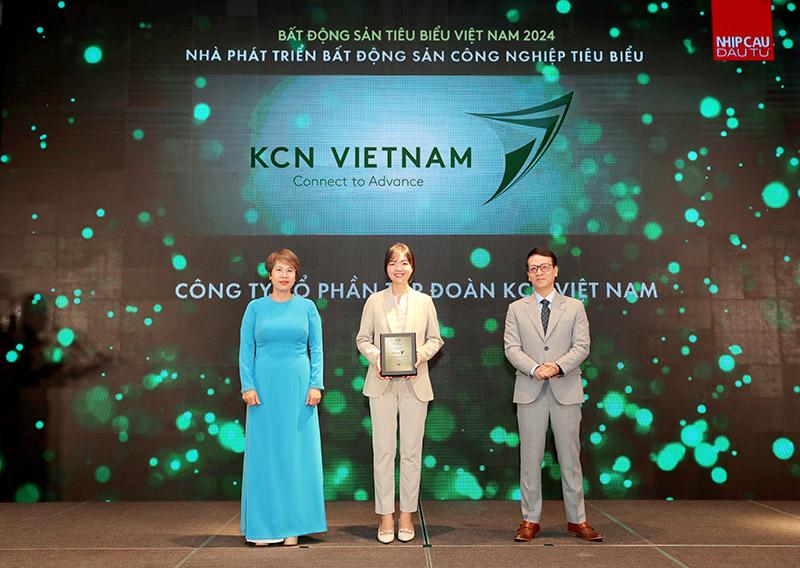 KCN Việt Nam được vinh danh Nhà phát triển bất động sản công nghiệp tiêu biểu năm thứ hai liên tiếp