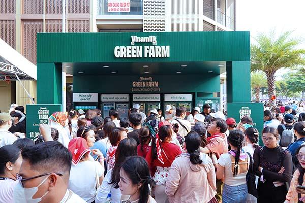 Vinamilk đóng góp gần 70% tổng ngân sách ngành sữa trong PRIVATE 100