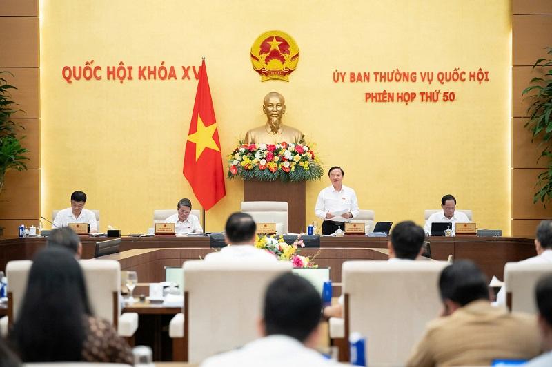 Điều chỉnh chỉ tiêu GDP trên 8% là quyết sách đúng đắn