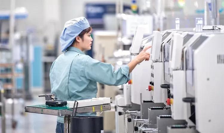 de-cong-nghiep-dien-tu-xung-danh-voi-vi-tri-xuat-khau