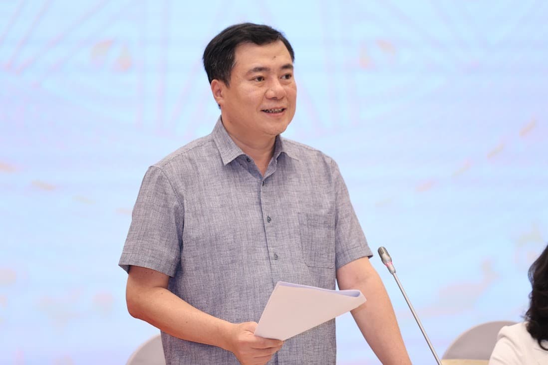 Đảm bảo đủ xăng dầu trong tháng 4, không để thiếu điện mùa khô năm 2026