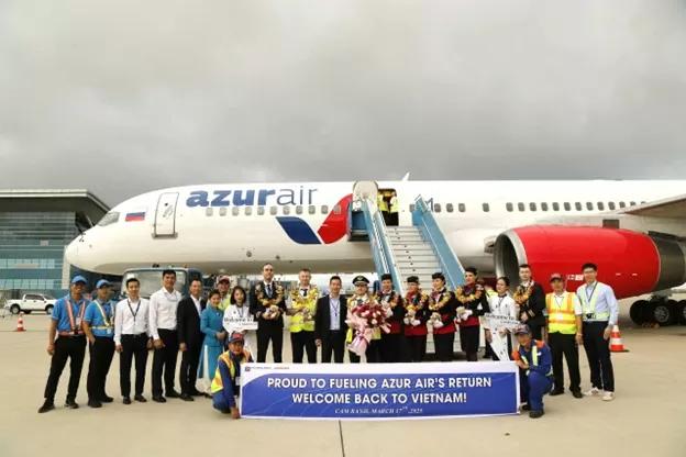 petrolimex-aviation-tai-cung-cap-nhien-lieu-bay-cho-azur-air