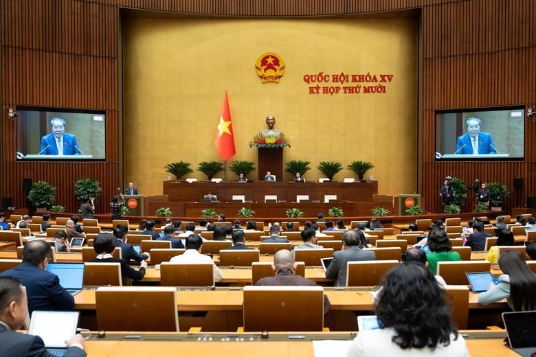 Quốc hội giám sát tối cao về môi trường, thảo luận về kinh tế, ngân sách, đầu tư công
