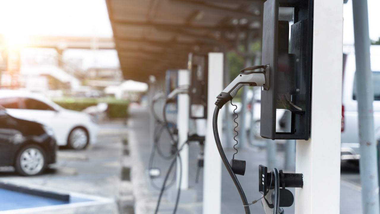 chuyen-doi-xanh-tu-xe-may-xang-sang-xe-dien-de-viet-nam-buoc-vao-cuoc-cach-mang-giao-thong-ben-vung