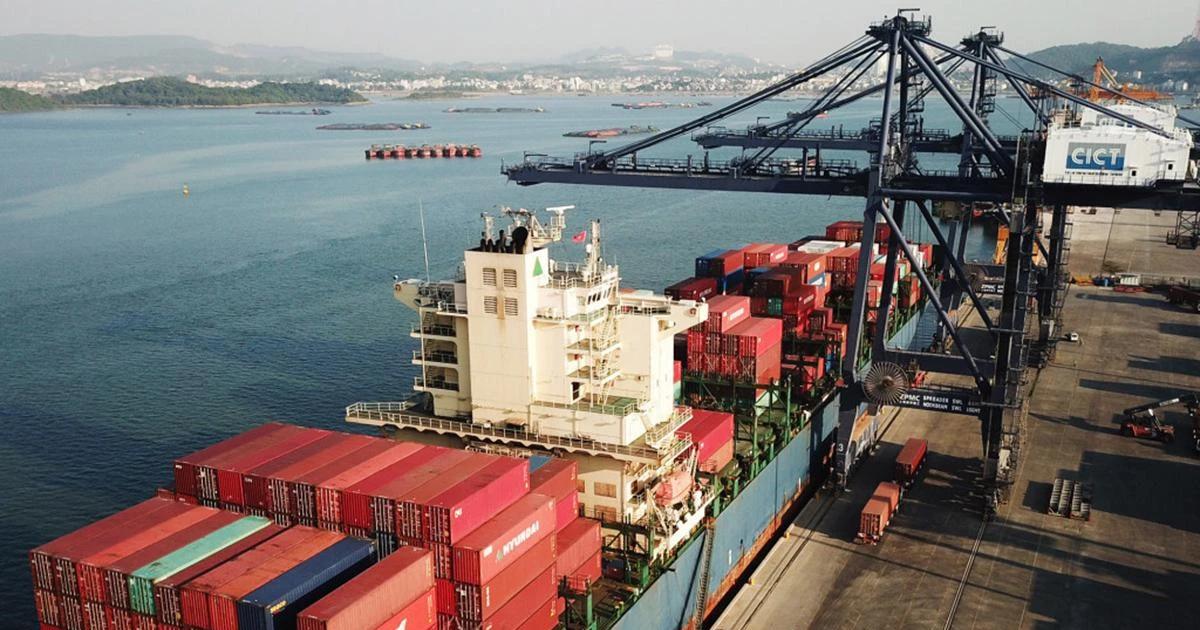 thuong-mai-viet-nam-sap-vuot-900-ty-usd