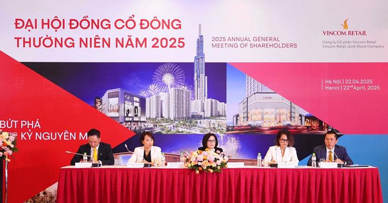 vincom-retail-dat-muc-tieu-but-pha-voi-doanh-thu-dat-9520-ty-dong-trong-nam-2025