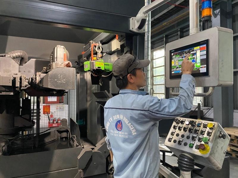 Viglacera tiên phong ứng dụng công nghệ đúc áp lực thấp toàn phần bằng điện tại Việt Nam