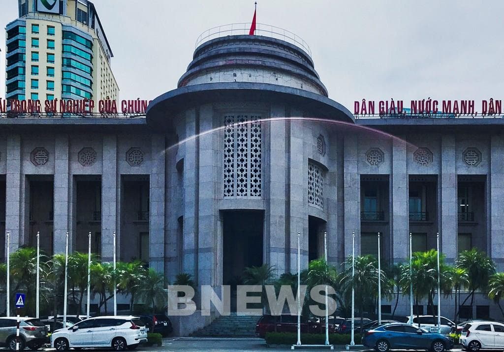 thuc-hien-co-cau-lai-thoi-han-tra-no-cho-khach-hang-bi-anh-huong-cua-bao-so-3-den-het-ngay-31122025