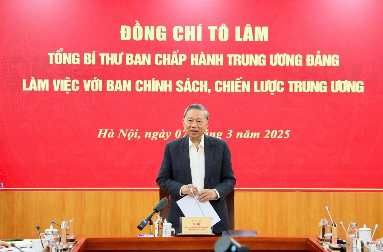 tong-bi-thu-to-lam-xoa-bo-cac-rao-can-tro-luc-voi-su-phat-trien-cua-doanh-nghiep