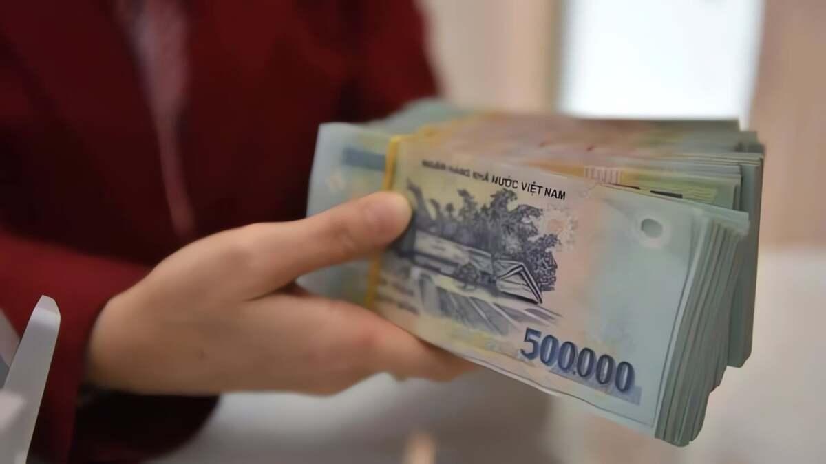 Lãi suất 2026: 'Không tăng sốc nhưng chưa hạ, DN cần tính kỹ chi phí vốn'