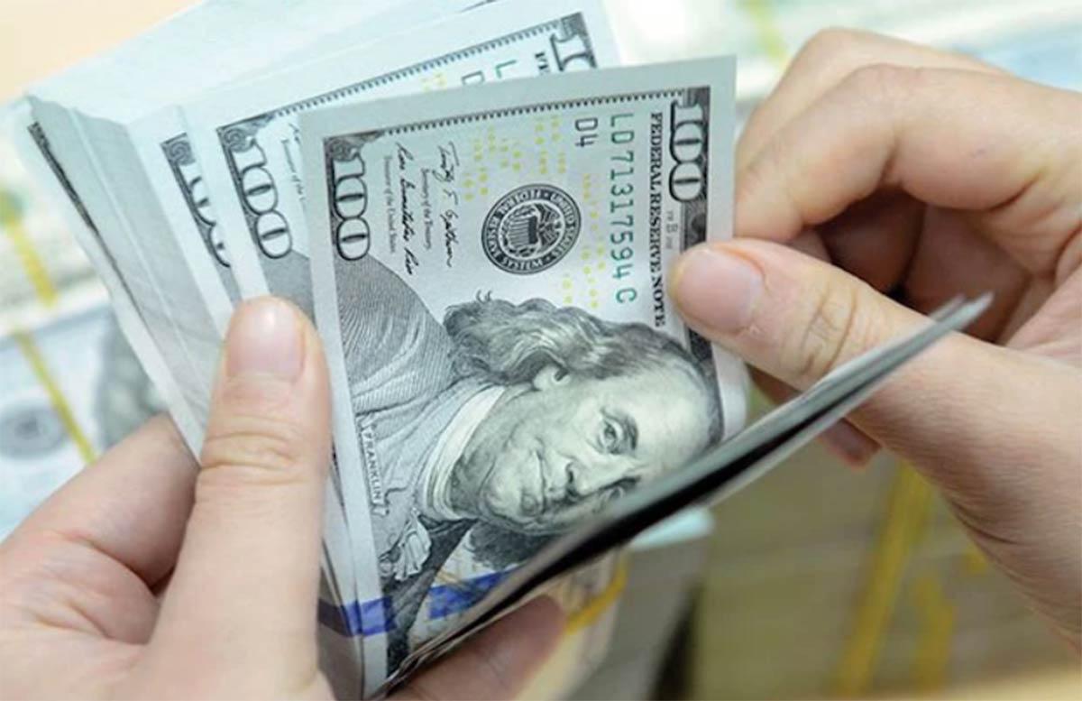 'Dòng tiền chảy về Mỹ, USD tăng gây áp lực lớn lên tỷ giá'